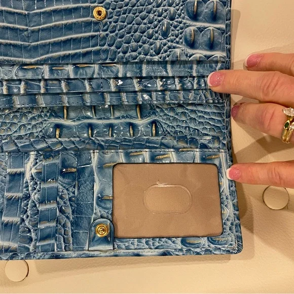 NWOT Brahmin Ady embossed Wallet in Aura Blue - Picture 2 of 3
